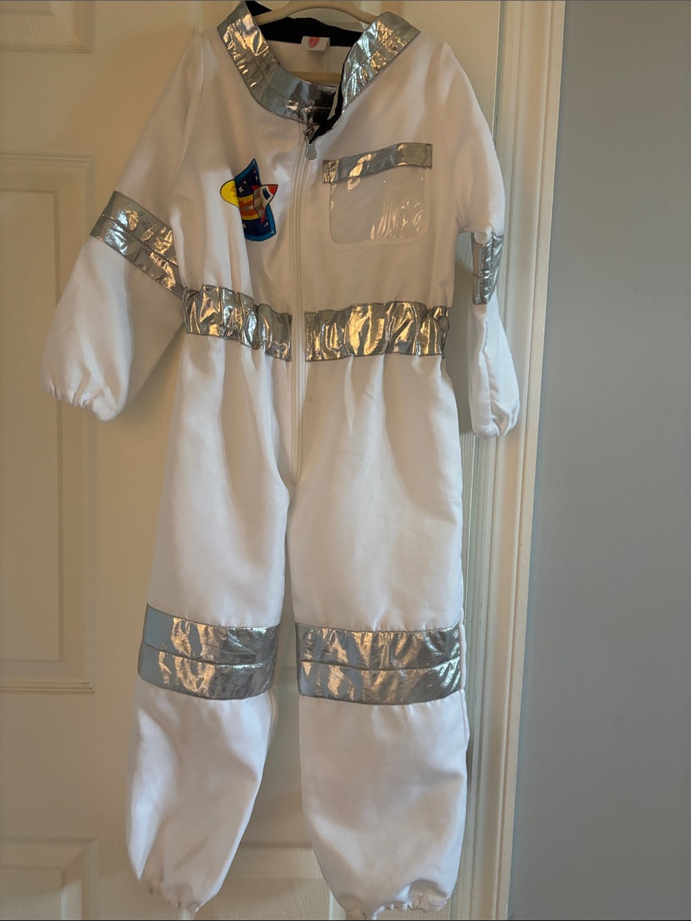 Melissa and Doug Kids White and Silver Astronaut Costume - size Ages 3-6